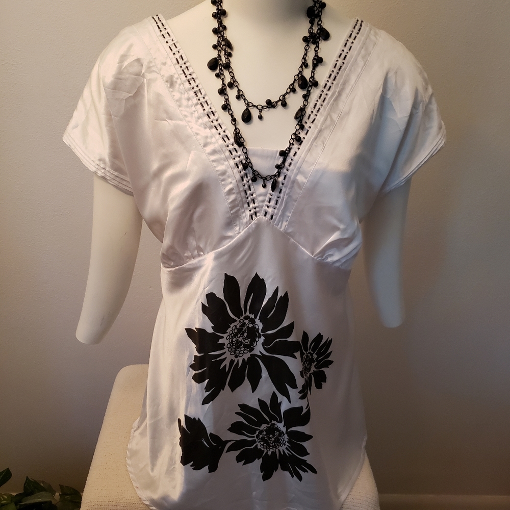 Women blouse